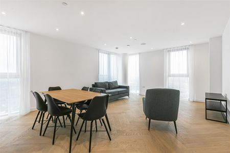 THE CLARENDON, 37 Clarendon Road, Watford - Photo 2