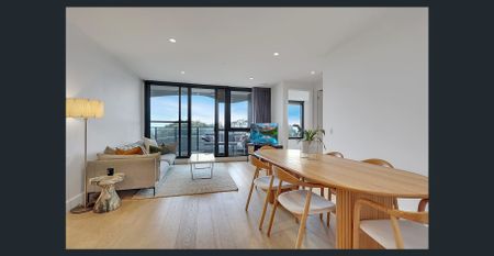 WARM, INVITING & LOCATION PERFECT! - Photo 3