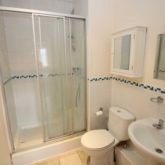 2 bed Flat for rent - Photo 1