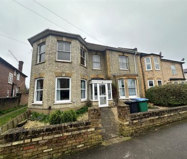 St. Johns Road, Watford - Photo 6