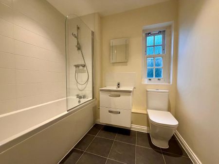 3 bedroom detached house to rent - Photo 5