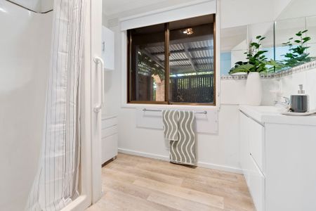 9 Karina Street, Mornington. - Photo 3