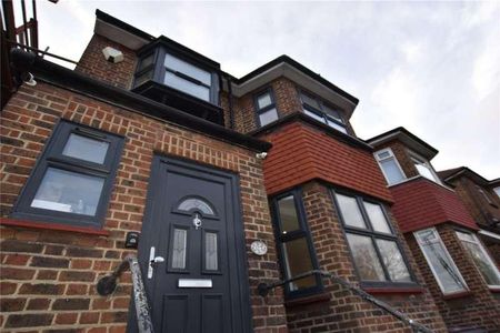 South Norwood Hill, London, SE25 - Photo 5