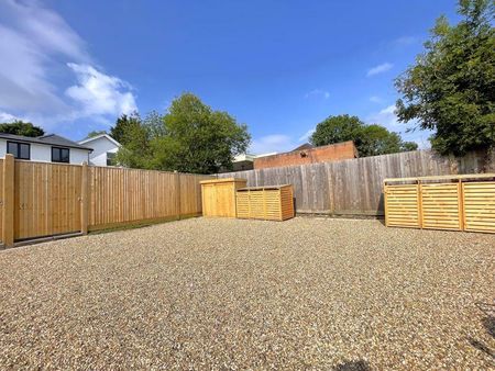 3 bedroom house to rent - Photo 2