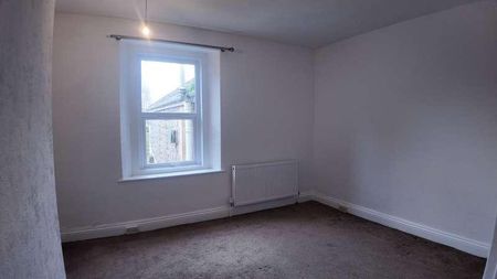 Weston-super-mare, BS23 - Photo 3