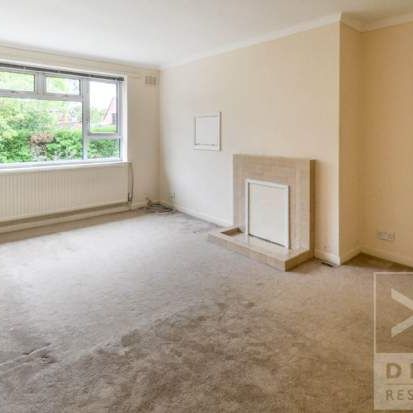 2 bedroom property to rent in Epsom - Photo 1