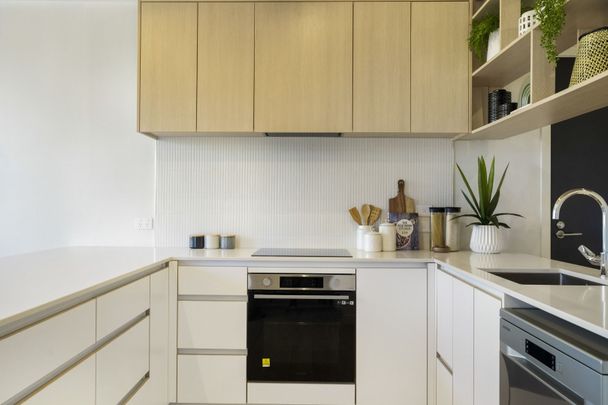 Brand New in Mount Albert! - Photo 1