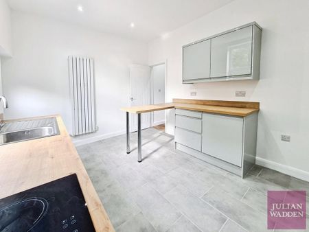 2 bedroom terraced house to rent - Photo 3