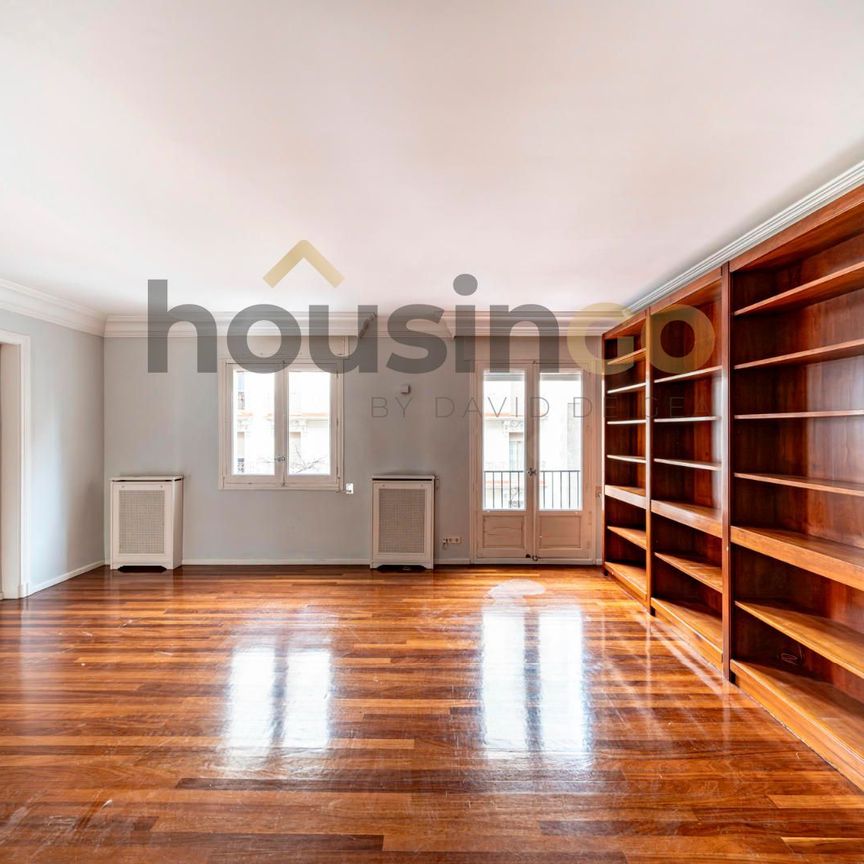 Flat for rent in Madrid (Distrito Salamanca) - Photo 1