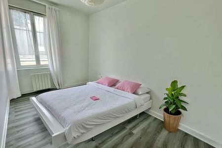 A LOUER - NANTES JARDIN DES PLANTES - Appartement 3 pièces de 47.11 m² - Photo 2