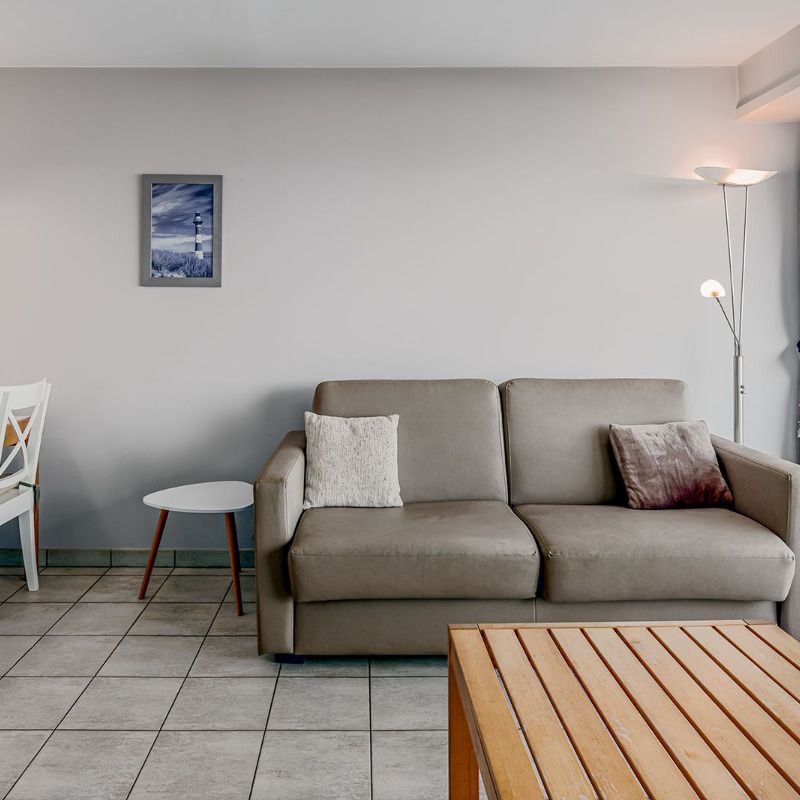 Studio met slaaphoek op de zeedijk te Nieuwpoort - Foto 1