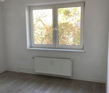 Sonnige 3,5-Zi.-Wohnung mit Balkon - Foto 1