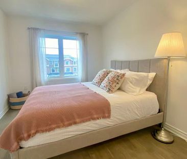 For Lease - 1368 William Halton Parkway, Oakville, Ontario - Photo 6