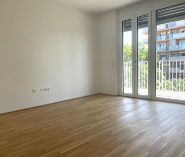 Wunderbare 2-Zimmer Wohnung in ruhiger Lage mit Blick über die Skyl... - Photo 3
