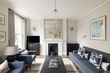 2 bedroom end of terrace house to rent - Photo 3