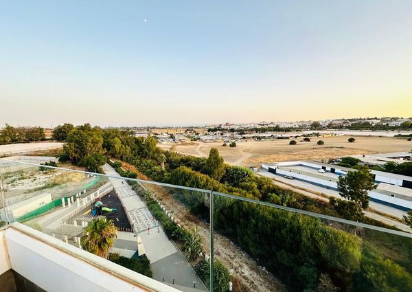 Luxury penthouse for rent in Nueva Andalucia, Spain