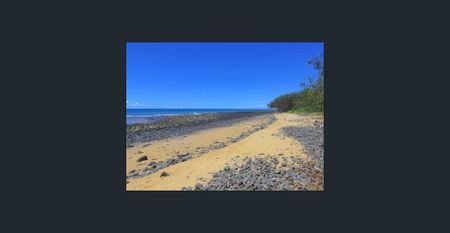 Rare Furnished Unit - Photo 5