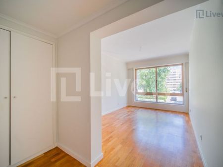 3 room luxury Flat for rent in Porto, Portugal - Photo 3