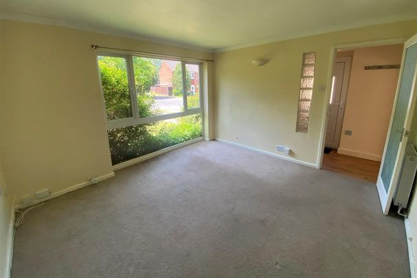 3 bedroom semi-detached house to rent - Photo 1