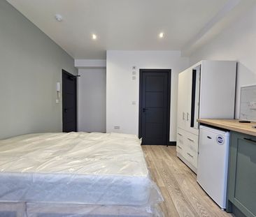 Studio Flat, Graham Road, HA3 - Photo 6
