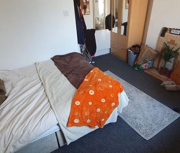 7 bedroom house to rent - Photo 1