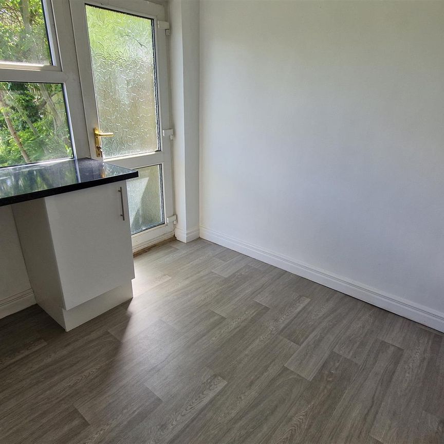 3 bed semi-detached house to rent in Abingdon Court, Newcastle upon Tyne, NE3 - Photo 1