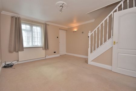 2 bedroom end terraced house to rent, - Photo 5