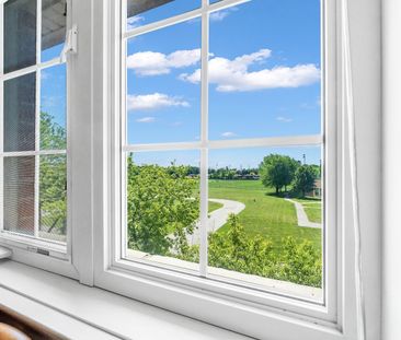 For Lease - 172 Vittorio De Luca Drive, Vaughan, Ontario - Photo 1