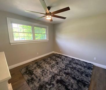 For Lease - 1207 Bayfield Street Unit# MAIN, Springwater, Ontario - Photo 2