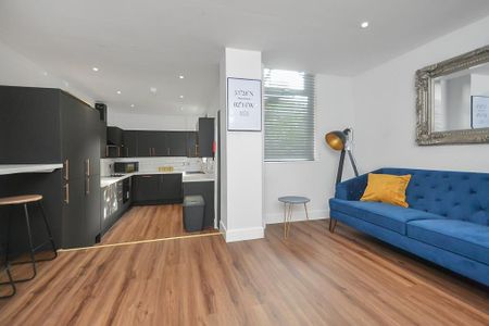 6 bedroom terraced house to rent - Photo 5