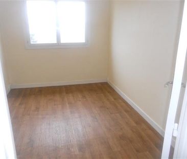 Location Appartement 3 pièces 51m² PALAISEAU 91120 - Photo 3