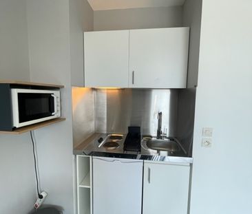 TIMONE -BAILLE : Studio meublé avec terrasse - Photo 1