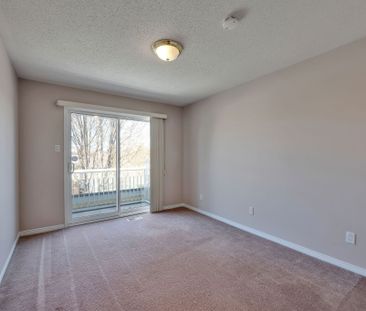 For Lease - 10 Daybreak Street Unit# B, Barrhaven, Ontario - Photo 5