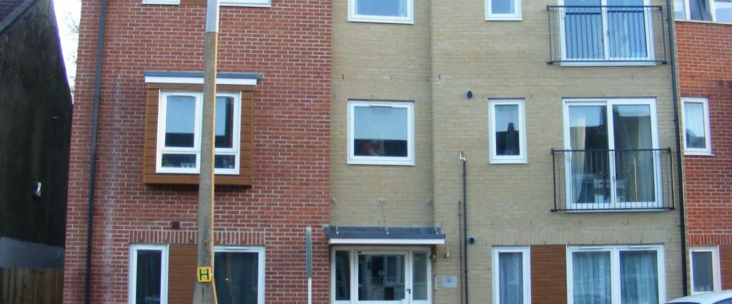 2 bedroom apartment to rent - Photo 1