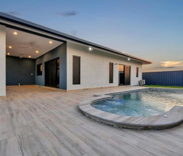*LEASE BREAK* ELDERS IS PROUD TO PRESENT 13 LETTS CRESCENT, NORTHCR... - Photo 1