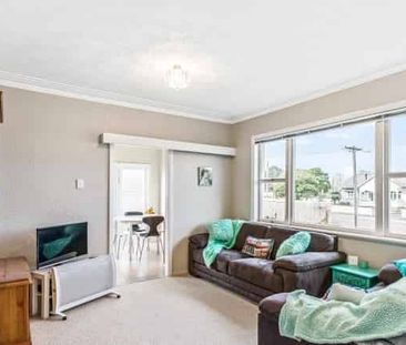 Three bedroom home in Pukekohe! - Photo 1