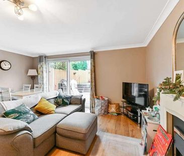 Cuthbert Gardens, Norwood, SE25 - Photo 2