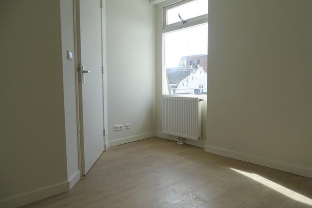 Binnendoor 2 - Photo 1