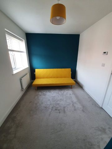 2 Bed Semi-Detached House, Electric Way, B11 - Photo 3