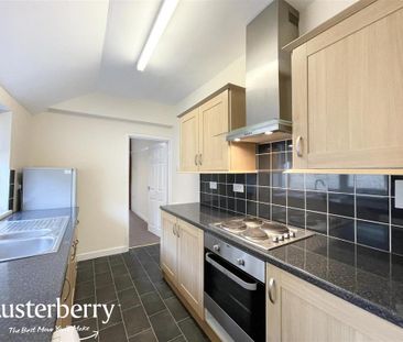 2 bedroom terraced house to rent - Photo 4