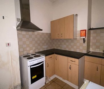 Room in a Shared House, Beech House Road, CR0 - Photo 4