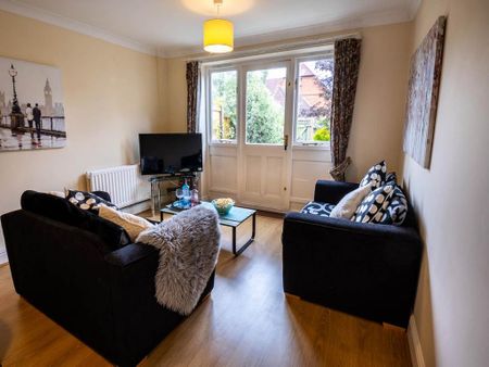 4 bedroom house to rent - Photo 3