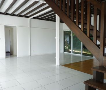 Location Maison 4 pièces 135m² LA MONTAGNE 97417 - Photo 2