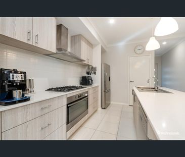 4 Dargie Way, Alkimos, WA 6038 - Photo 2
