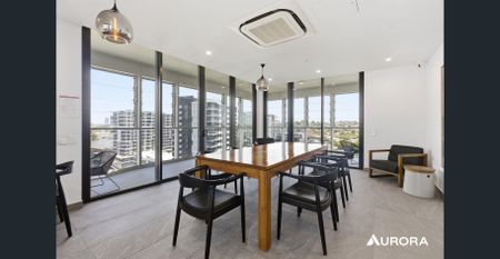 Modern Apartment Living with River Views in Hamilton - Photo 3