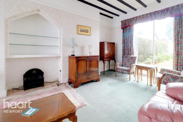 3 bedroom semi-detached house to rent - Photo 1