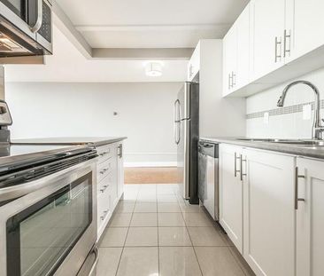 Goodacre Towers Apartments | 360 Douglas Street, Victoria - Photo 1