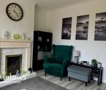4 bedroom semi-detached house to rent - Photo 1