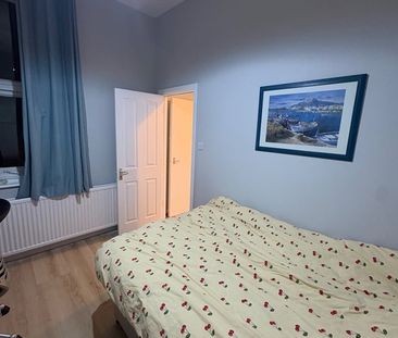 Room in a Shared Flat, Cricklewood Broadway, NW2 - Photo 3