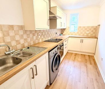 2 bedroom maisonette to rent - Photo 5